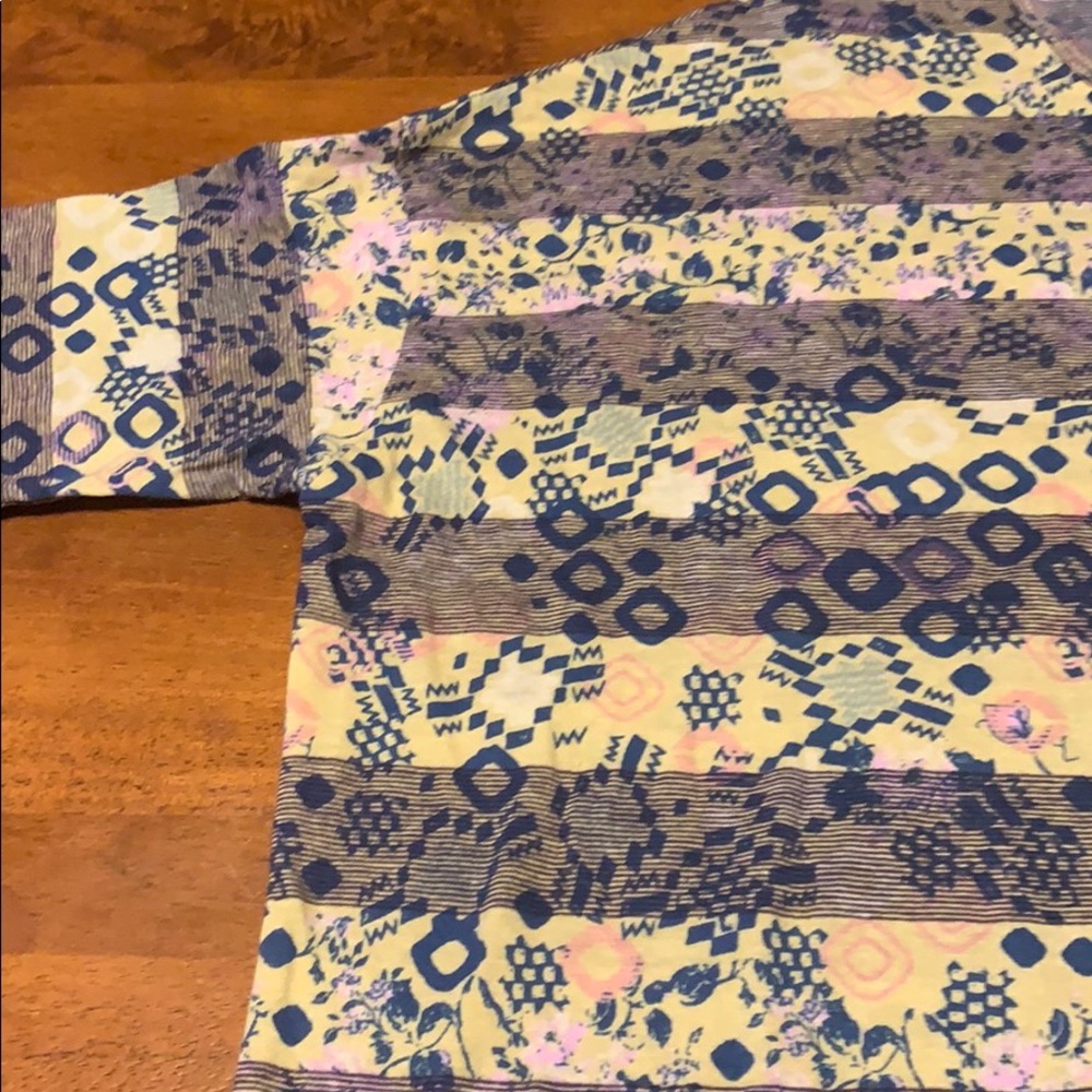 Medium LuLaRoe Irma